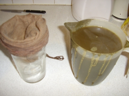 making_kratom_extract_05