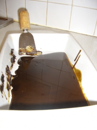 making_kratom_extract_11